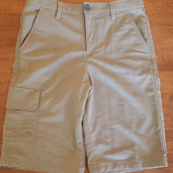 Youth Under Armour Golf Short - Picture 1 of 3